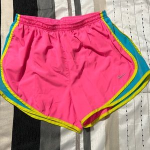 Nike Women's Dri-fit Tempo Track 3.5 Short